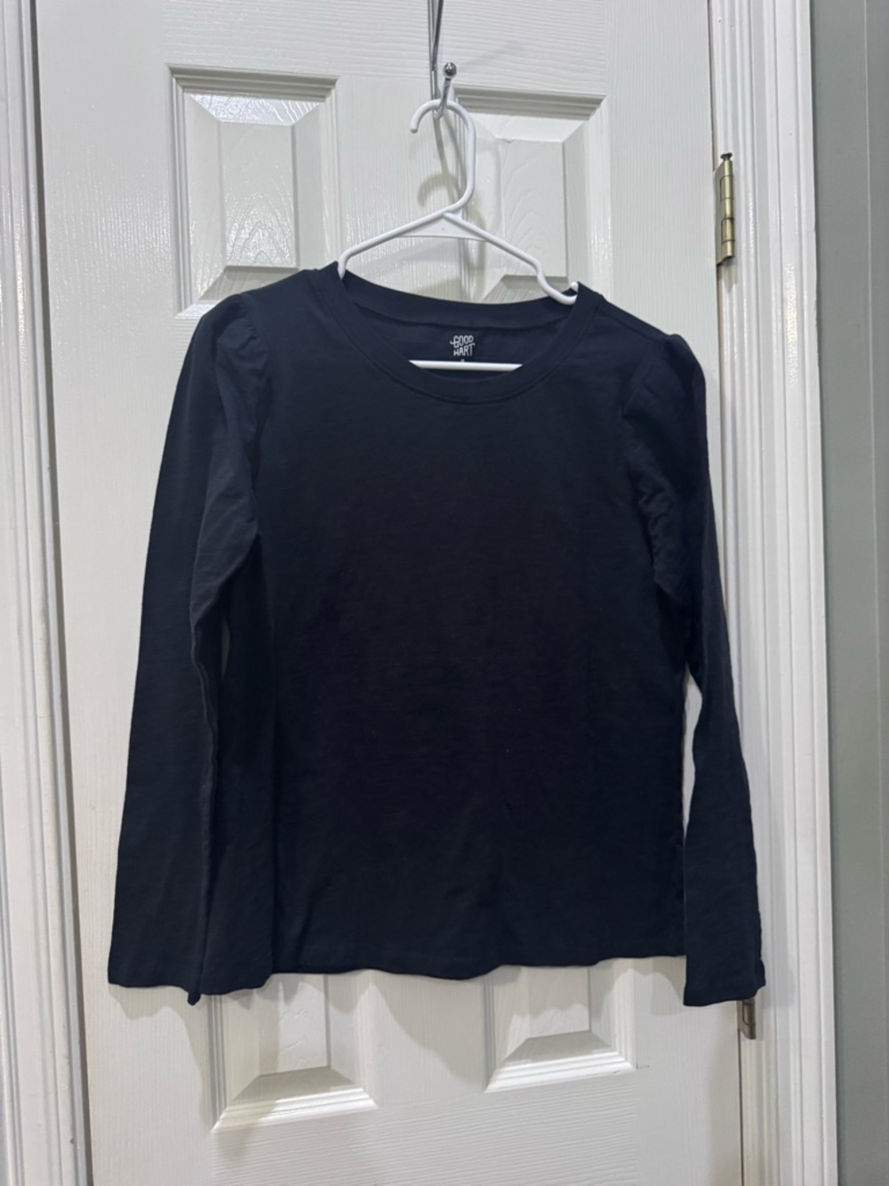 Good Hart Long-Sleeve Crewneck Tee